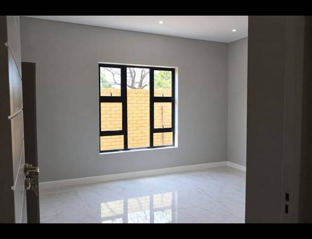 3 BEDROOM PROPERTY TO RENT IN FAIRLAND